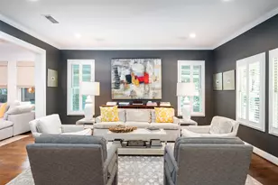 326 S Edgefield Ave, Dallas, TX 75208 - Photo 8