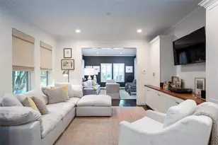 326 S Edgefield Ave, Dallas, TX 75208 - Photo 12