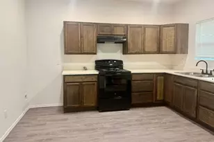 1235 E Houston Street NE, Paris, TX 75460 - Photo 6