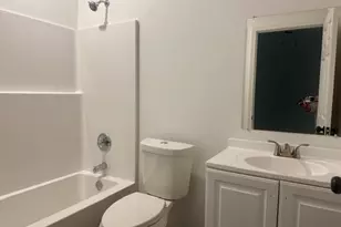 1235 E Houston Street NE, Paris, TX 75460 - Photo 4