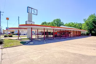 1524 W 7th Ave, Corsicana, TX 75110 - Photo 1