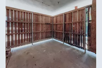 1524 W 7th Avenue, Corsicana, TX 75110 - Photo 10