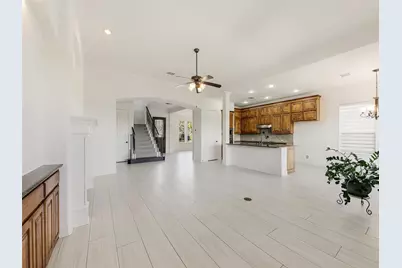 2512 Sir Alexander Lane, Lewisville, TX 75056 - Photo 8