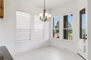2512 Sir Alexander Ln, Lewisville, TX 75056 - Photo 18