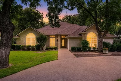 8709 S Monticello Circle, Granbury, TX 76049 - Photo 2