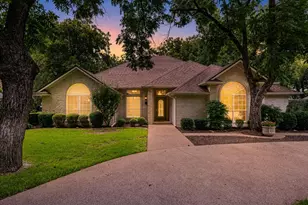 8709 S Monticello Cir, Granbury, TX 76049 - Photo 2