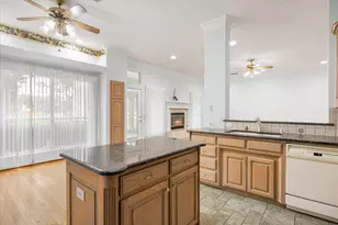 8709 S Monticello Cir, Granbury, TX 76049 - Photo 16