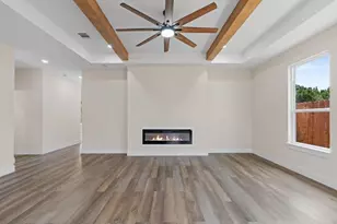 5847 Black Pine Cir, Granbury, TX 76048 - Photo 16