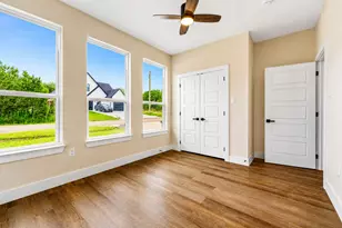 5847 Black Pine Cir, Granbury, TX 76048 - Photo 18