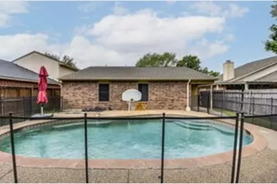 625 Hollyberry Drive, Mansfield, TX 76063 - Photo 24