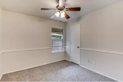 625 Hollyberry Drive, Mansfield, TX 76063 - Photo 14