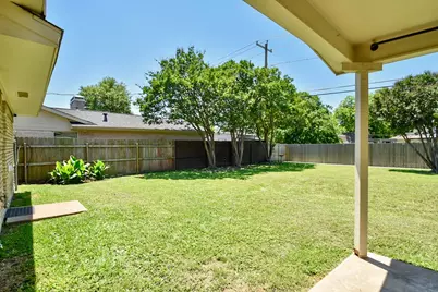 2517 Fairbrook Street, Irving, TX 75062 - Photo 8