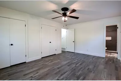 2517 Fairbrook Street, Irving, TX 75062 - Photo 14