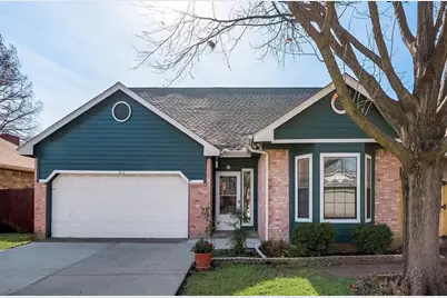 812 Melville Drive, Arlington, TX 76015 - Photo 1