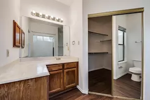 812 Melville Dr, Arlington, TX 76015 - Photo 14