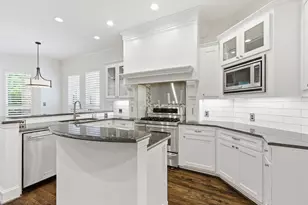 18323 Frankford Lakes Cir, Dallas, TX 75252 - Photo 10