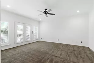 18323 Frankford Lakes Cir, Dallas, TX 75252 - Photo 24