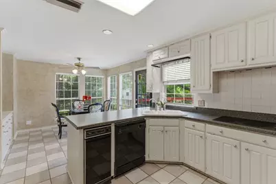 428 Moran Drive, Highland Village, TX 75077 - Photo 10