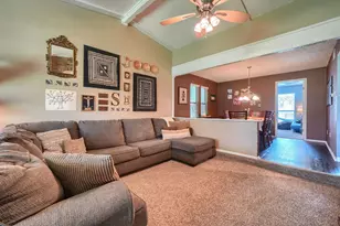 2929 Spring Brook Dr, Garland, TX 75044 - Photo 4