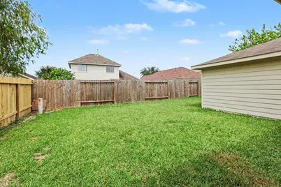 18011 Kinsale Valley Lane, Houston, TX 77060 - Photo 36