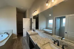 3022 Promenade Dr, Granbury, TX 76049 - Photo 14