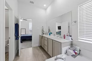 10916 Glover Ln, Aubrey, TX 76227 - Photo 20