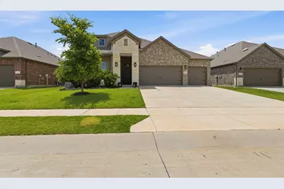 10916 Glover Lane, Aubrey, TX 76227 - Photo 4