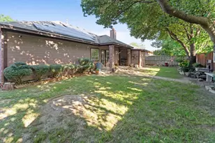 1025 Pearson St, Irving, TX 75061 - Photo 16