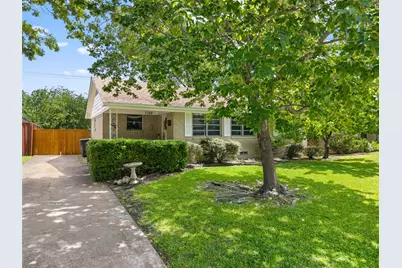 7103 Wake Forrest Drive, Dallas, TX 75214 - Photo 2