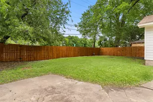 7103 Wake Forrest Dr, Dallas, TX 75214 - Photo 26