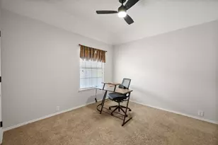 232 Touchdown Dr, Irving, TX 75063 - Photo 22