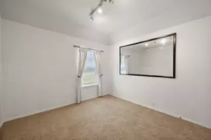 232 Touchdown Dr, Irving, TX 75063 - Photo 20