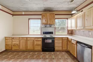1701 Fox Rd, Millsap, TX 76066 - Photo 6
