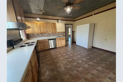 1701 Fox Road, Millsap, TX 76066 - Photo 6