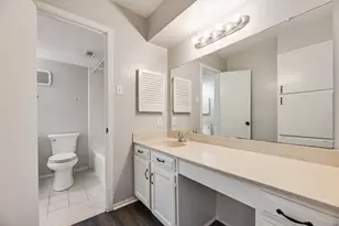 2203 Salem Dr, Carrollton, TX 75006 - Photo 12