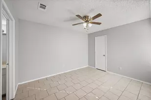 5821 Mansfield Rd, Arlington, TX 76017 - Photo 20