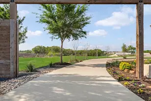 704 Tyronza Dr, Justin, TX 76247 - Photo 32
