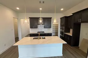 704 Tyronza Dr, Justin, TX 76247 - Photo 18