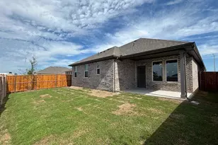 704 Tyronza Dr, Justin, TX 76247 - Photo 4