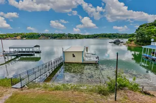 154 Parkview, Gainesville, TX 76240 - Photo 2