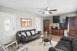 503 E 6th St, Dallas, TX 75203 - Photo 6