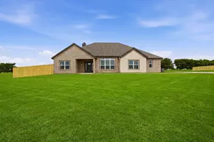 6720 County Rd 302, Grandview, TX 76050 - Photo 1