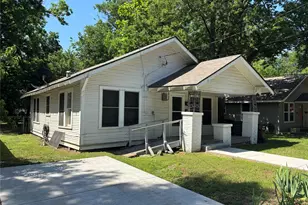 327 Egan St, Denton, TX 76201 - Photo 2