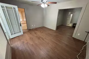327 Egan St, Denton, TX 76201 - Photo 6