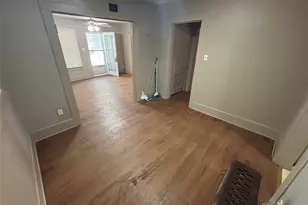 327 Egan St, Denton, TX 76201 - Photo 10
