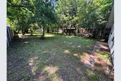 327 Egan Street, Denton, TX 76201 - Photo 18