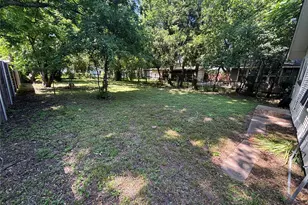 327 Egan St, Denton, TX 76201 - Photo 18