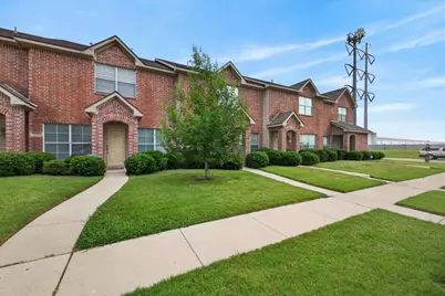 2312 Calendar Court, Grand Prairie, TX 75050 - Photo 4