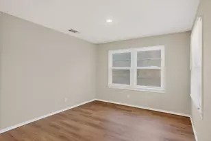2506 Hillsboro Ave, Dallas, TX 75228 - Photo 8
