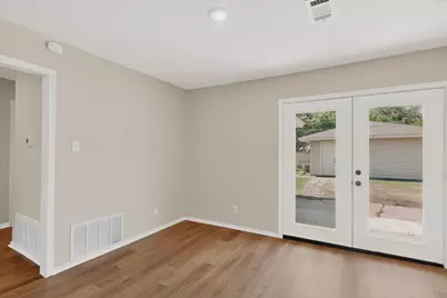 2506 Hillsboro Avenue, Dallas, TX 75228 - Photo 10